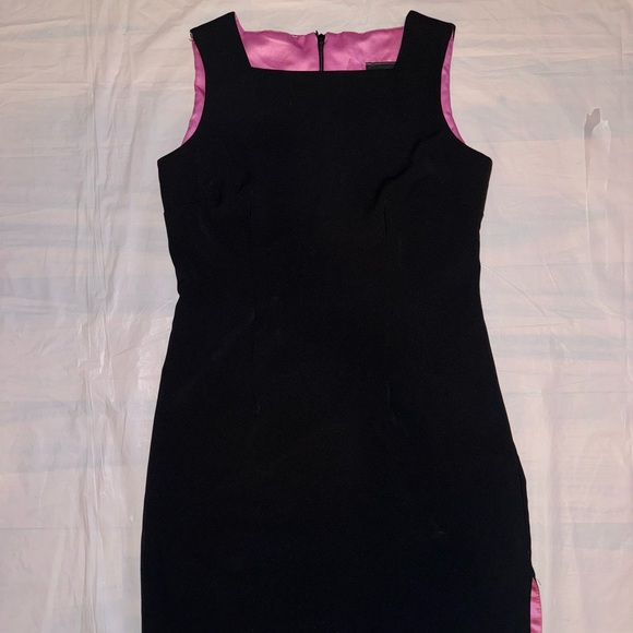 Positive Attitude | VNTG Fitted Mini Black Dress with Satin Pink Lining Slit - Picture 1 of 6